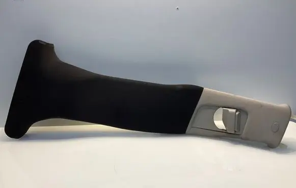 Mercedes-Benz CLS C219 (B) pillar trim (bottom) A2196900925 559400 2196900925