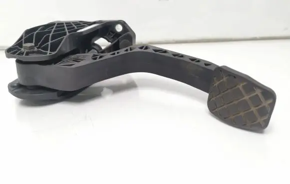 Clutch pedal