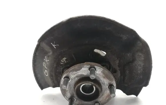 Toyota Avensis T270 Front wheel hub