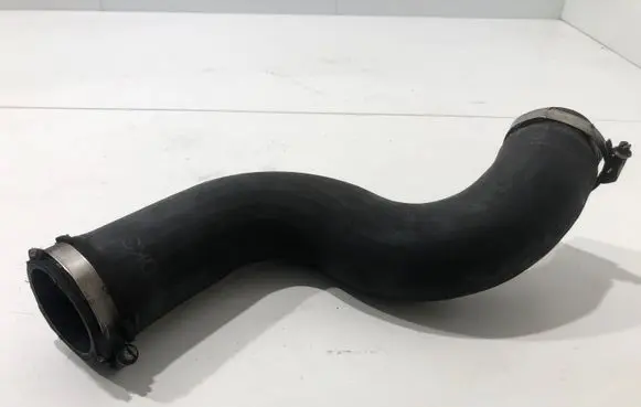 Audi A4 S4 B8 8K Intercooler hose/pipe 8K0145737K