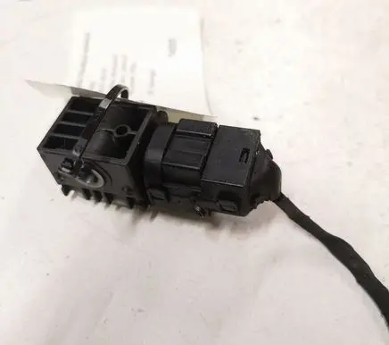Hyundai Santa Fe Airbag deployment crash/impact sensor 959302B000 SA320070000