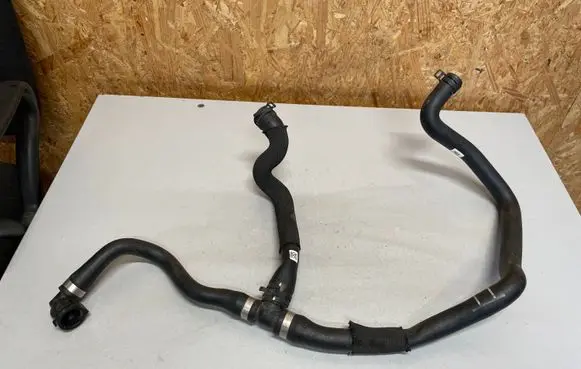 BMW 2 F46 Engine coolant pipe/hose 9250564