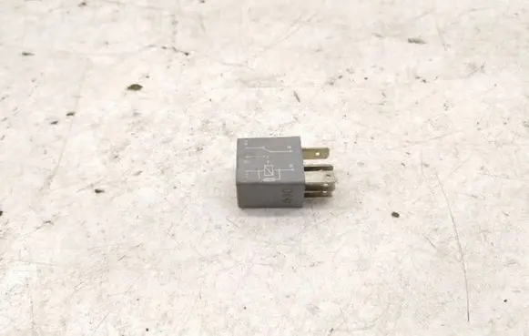 Mercedes-Benz Vito Viano W638 Cruise control relay A0055451005 0055451005