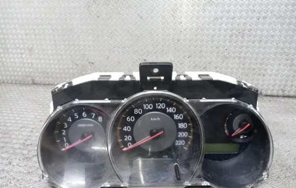 Nissan Tiida C11 Speedometer (instrument cluster) 24810EM00B