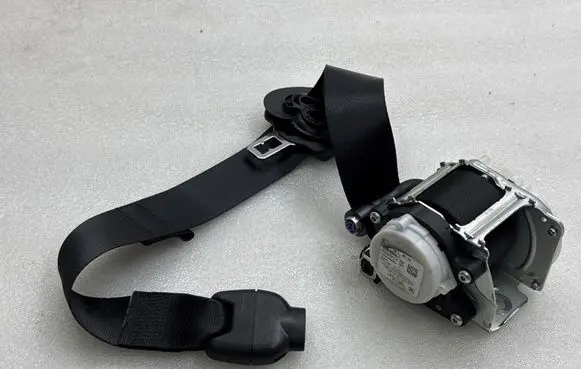 Tesla Model X Front seatbelt 161546891B ZFP2322200004W 324231R