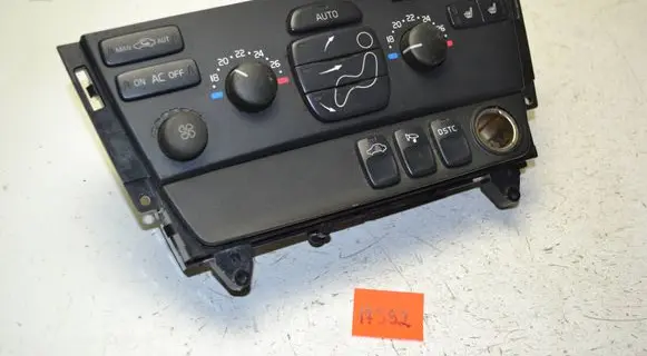 Volvo V70 Climate control unit 30746022 05W41E03 M4413400167