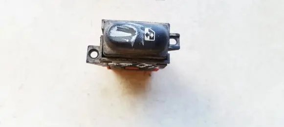 Renault Laguna I Electric window control switch