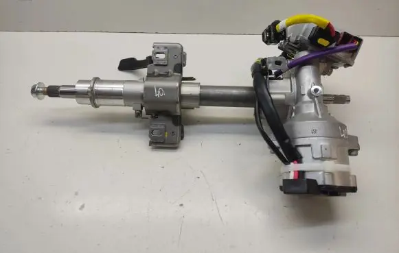 Steering wheel axle set