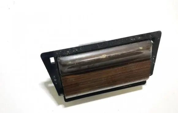Mercedes-Benz E W124 Car ashtray