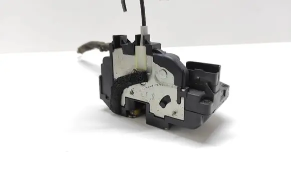 Nissan Murano Z50 Front door lock 1205C