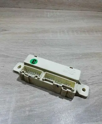 Hyundai i30 Door central lock control unit/module 919402H130 12134D