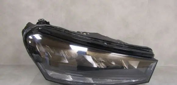 Skoda Fabia Mk4 (6VA) Headlight/headlamp 6VB941016 L449525