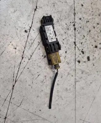 Audi A4 S4 B6 8E 8H Airbag deployment crash/impact sensor 8E0959651 291102