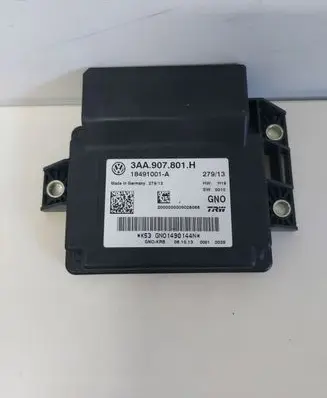 Volkswagen PASSAT B7 Hand brake control module 3AA907801H
