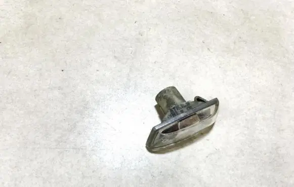 Opel Insignia A Front fender indicator light 13252455 13252456