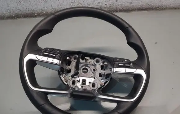 Hyundai Tucson IV NX4 Steering wheel