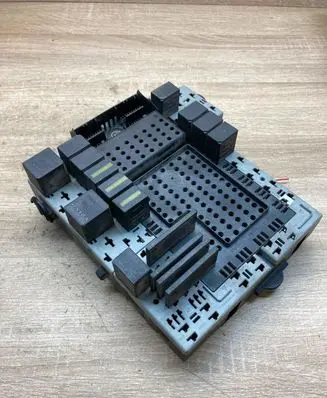 Volvo S80 Fuse box set 8676286 8645729