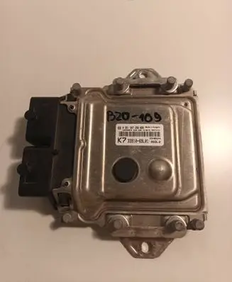 Suzuki Swift II Engine control unit/module 0261S07288 3391069L01
