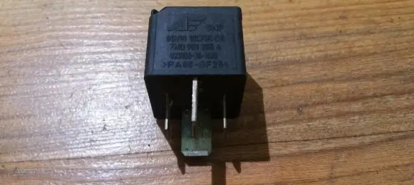 Volkswagen Golf IV Other relay 95vw10k705ca 7m0951253a