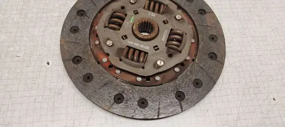 Nissan Almera N16 Clutch pressure plate 30100BM400