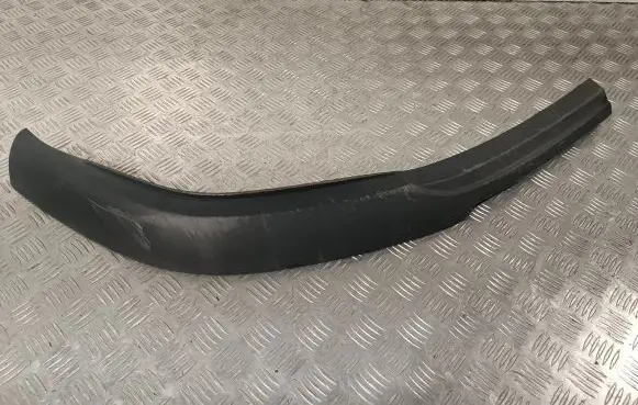 Toyota Avensis T250 Front bumper lip 7685205020