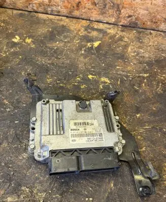 Hyundai Santa Fe Engine control unit/module 3911627485 3911327485 0281013072