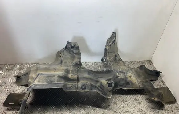 Mercedes-Benz CLA C117 X117 W117 Heat shield in engine bay A2465201323