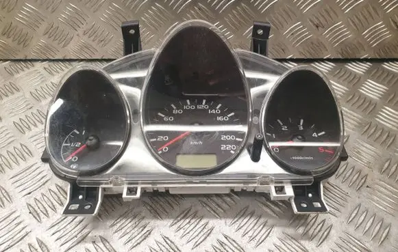 Mitsubishi Colt Speedometer (instrument cluster) MN148890