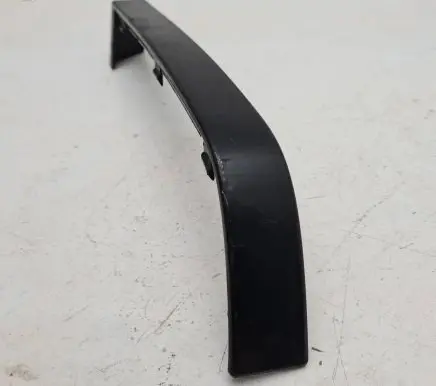 BMW 3 E46 Rear/tail light trim molding 7020079