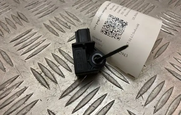 Hyundai Ioniq Airbag deployment crash/impact sensor 95920F2000