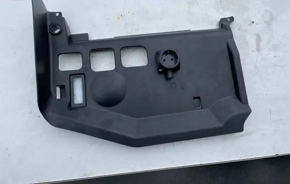 BMW 3 E90 E91 Dashboard lower bottom trim panel 7059287 10822910 5145AB9