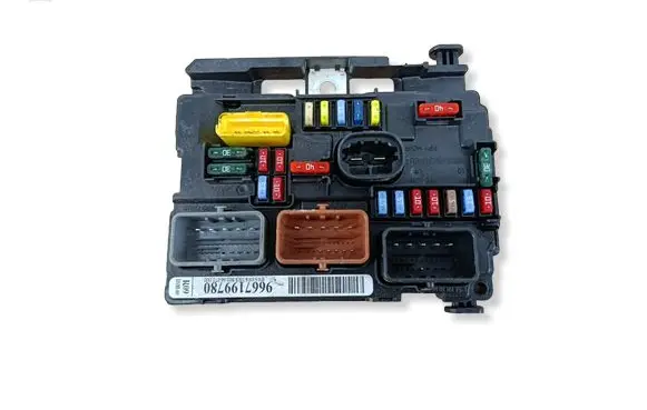 Peugeot 308 BSM Control unit 9667199780