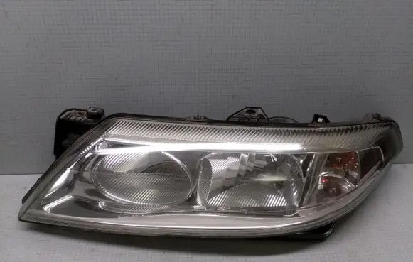 Renault Laguna II Headlight/headlamp 8200002845