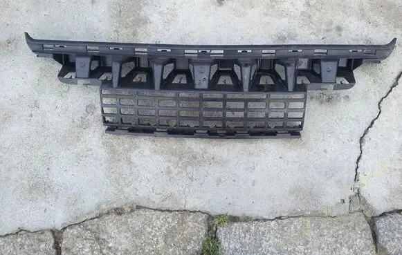 Mercedes-Benz C W205 Front bumper lower grill A2408855565