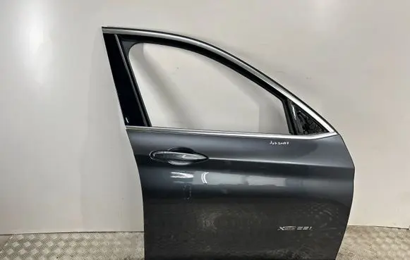 BMW X1 F48 F49 Front door 7414370