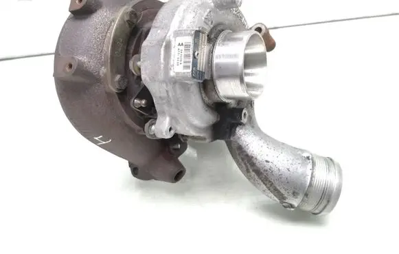 Audi A4 S4 B7 8E 8H Turbo 059145715F 59d01095762