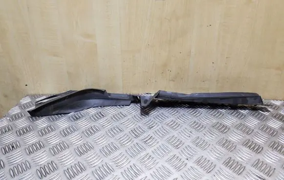 Ford Mondeo MK IV Fender end trim 7S71A02078AD