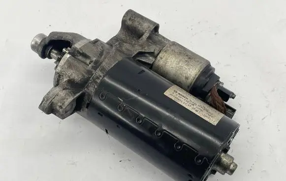 Audi A4 S4 B8 8K Starter motor 03L911021G 0001139075