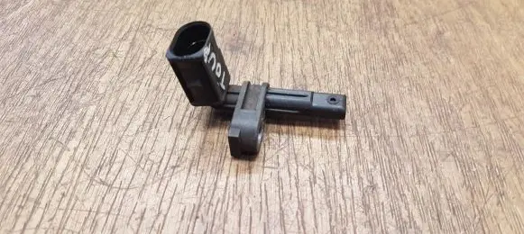 Volkswagen Touareg II ABS rear brake sensor WHT005651A 10071155603