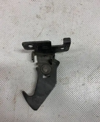 Jaguar F-Pace Engine bonnet/hood lock/latch loop/hook DK6216892AE