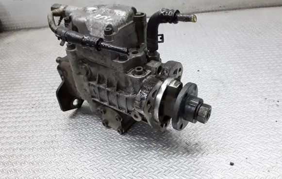 Audi A3 S3 8L Fuel injection high pressure pump 0460404977