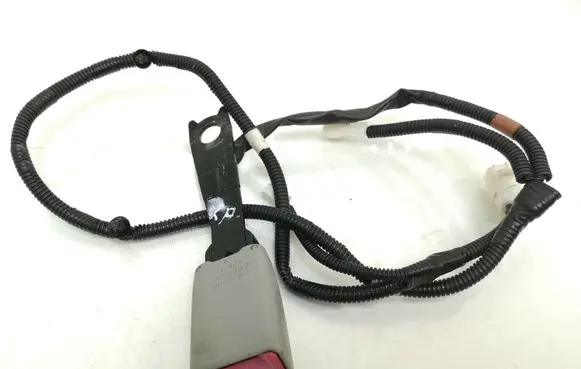Lexus IS 220D-250-350 Front seatbelt buckle E034501
