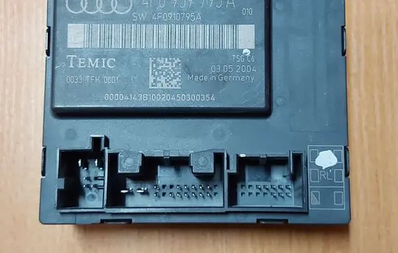 Audi A6 S6 C6 4F Door control unit/module 4F0959795A