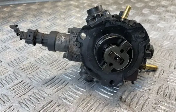 Ford Mondeo MK IV Fuel injection high pressure pump 9683268980 0445010139 07000845736