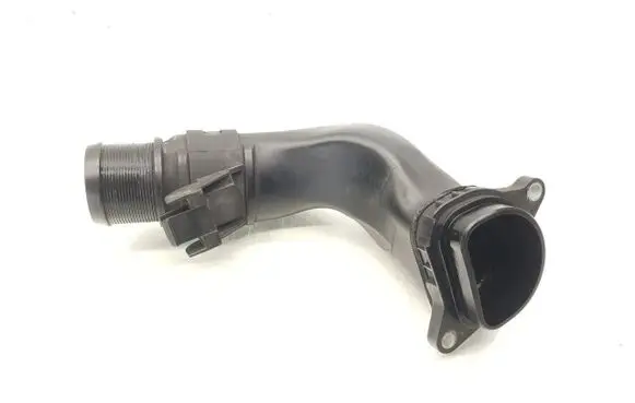 Intercooler hose/pipe