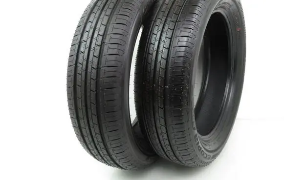 Volkswagen Golf V R16 summer tire 