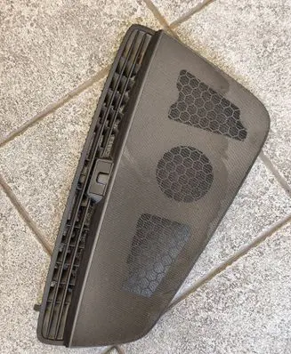 Audi Q5 SQ5 Dash center speaker trim cover 8R1819635A 8R1819635
