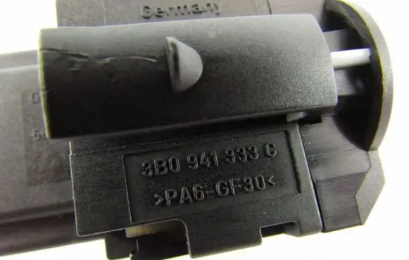 Headlight level height control switch