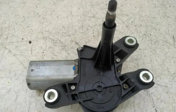 Nissan Primera Rear window wiper motor 53017712