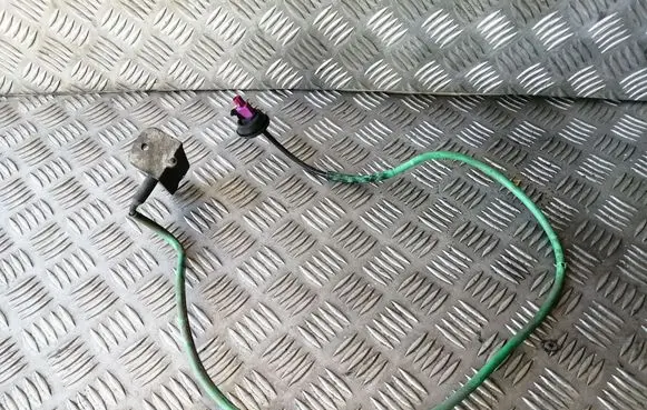 Audi A4 S4 B6 8E 8H Sensor 8E9035548